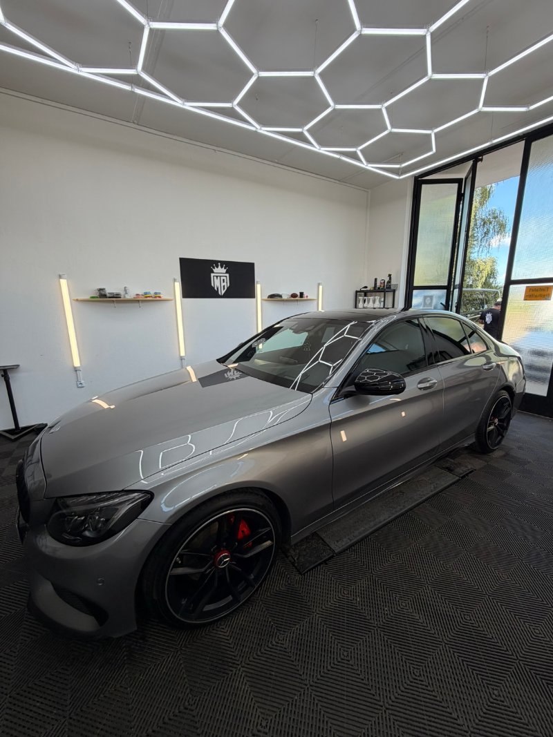 Mercedes C
